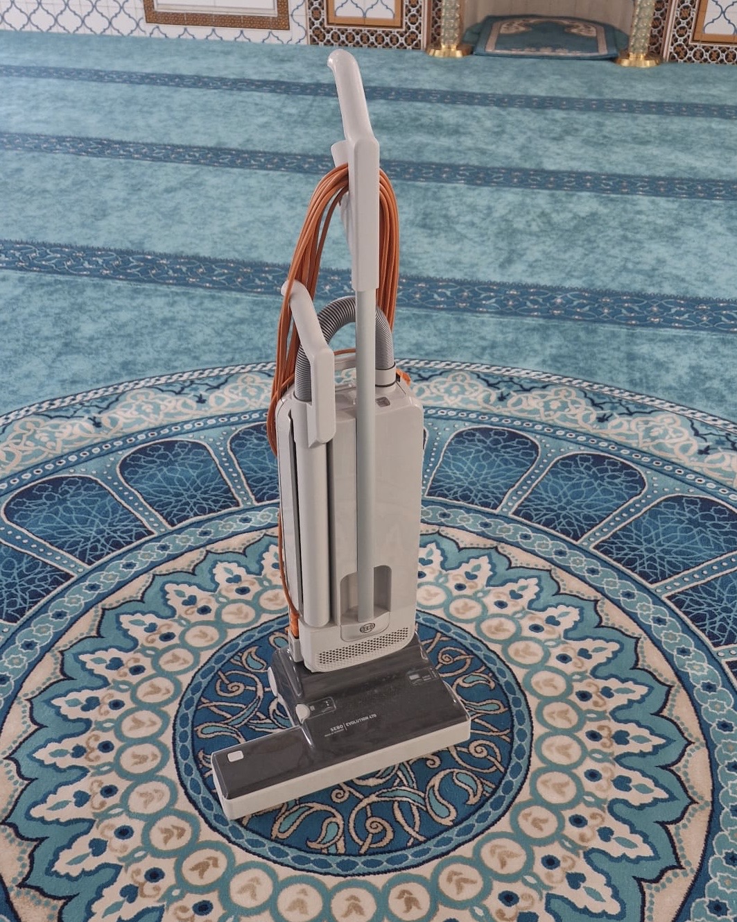Sebo Evolution 470 Profesyonel Fırçalı Cami Süpürgesi